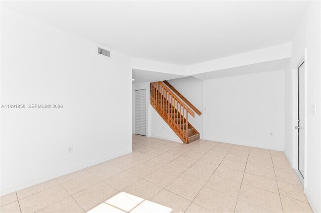 Building Photo - 365 NW 109th Ave