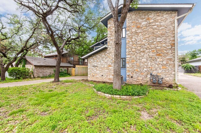 Building Photo - 8501 Fathom Cir