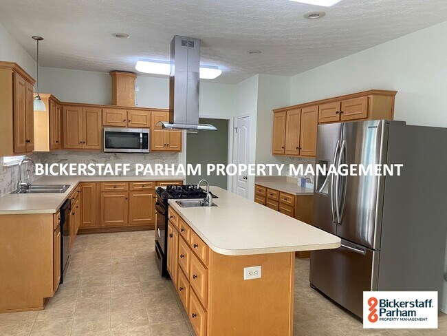 Building Photo - 4613 English Ivy Dr