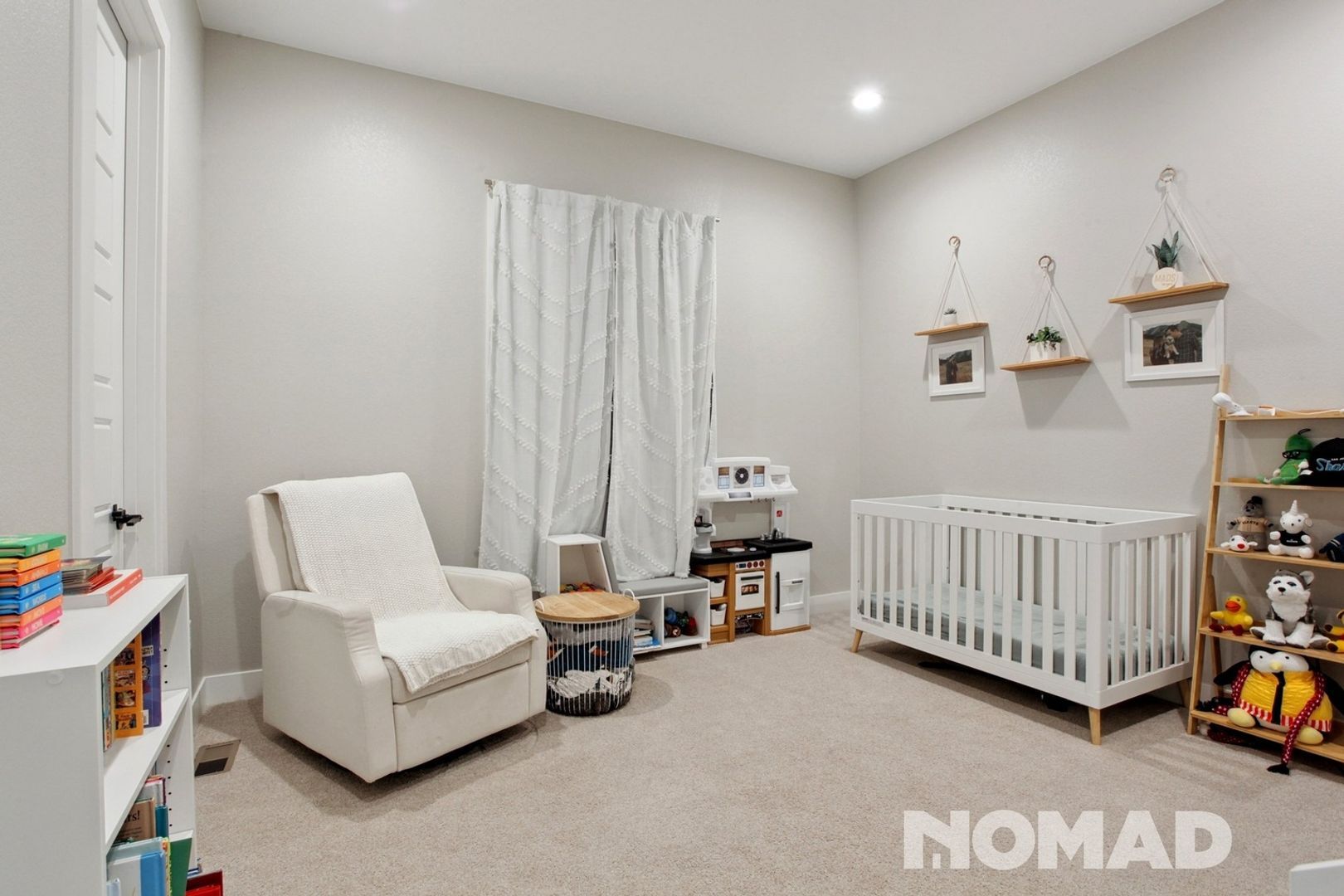 Building Photo - 268 Orion Ct