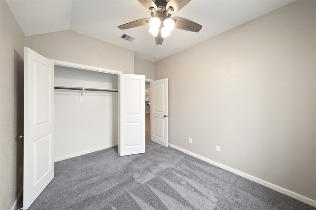 Building Photo - 30023 Vallonea Oak