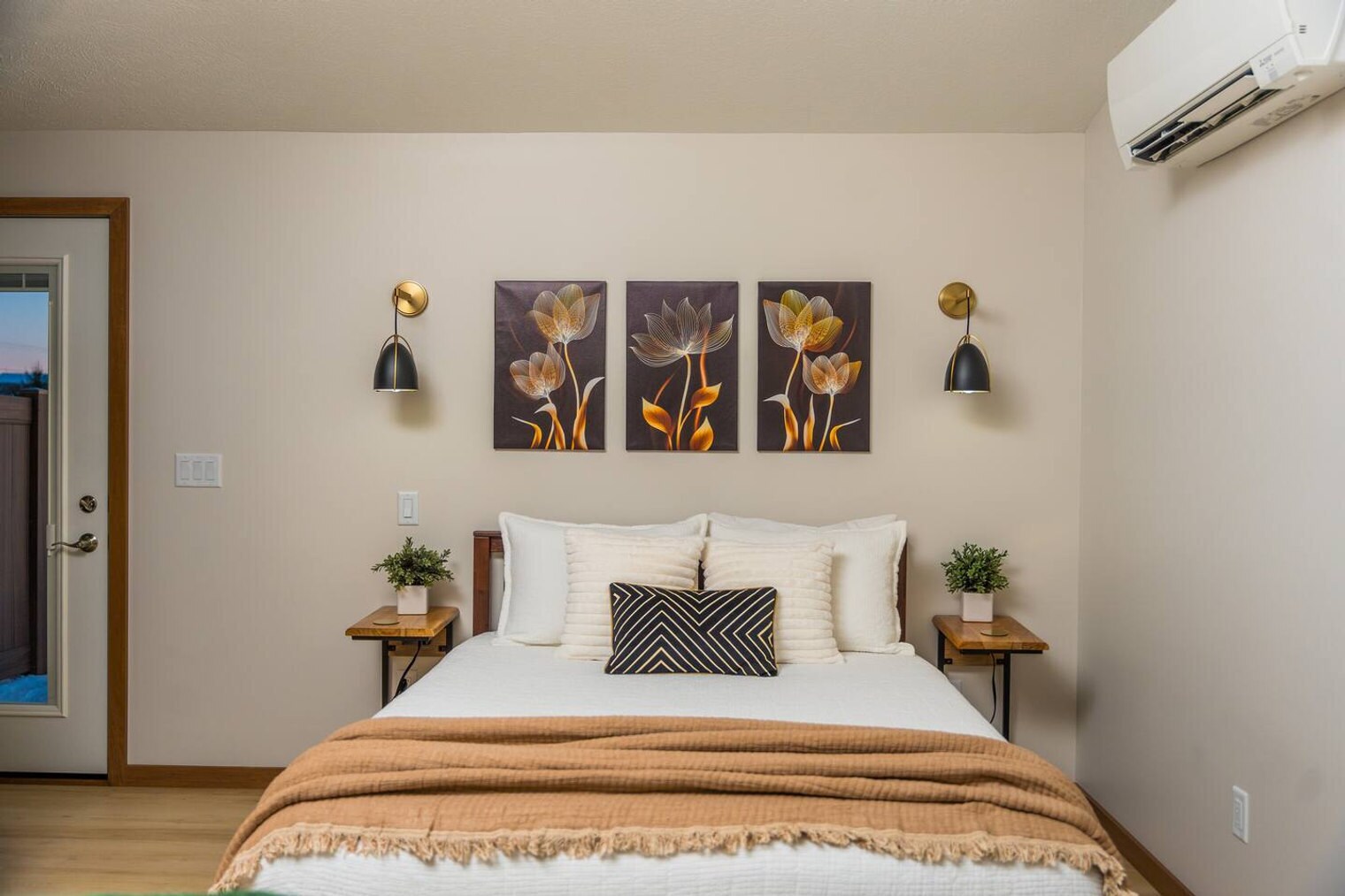 Building Photo - 10268 Cleveland Rd