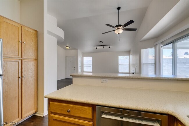 Building Photo - 8216 Ogee Dr