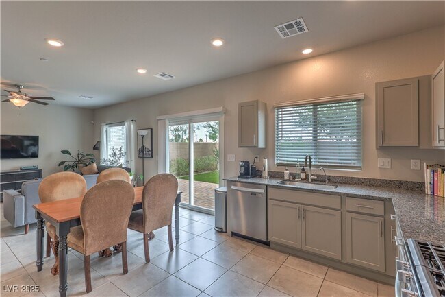 Building Photo - 9074 Meadows Ln