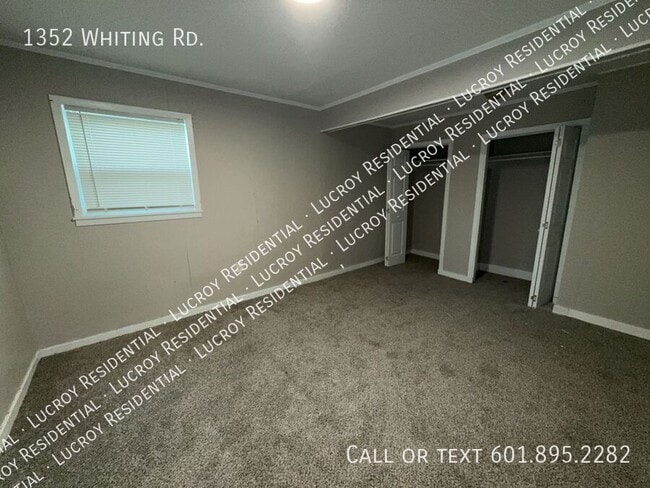 Building Photo - 1352 Whiting Rd