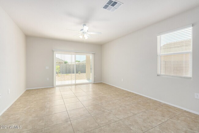 Building Photo - 36071 Seville Dr