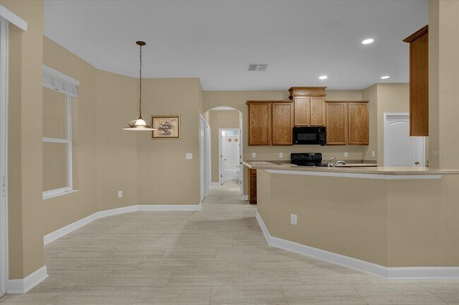 Building Photo - 1043 Via Como Pl