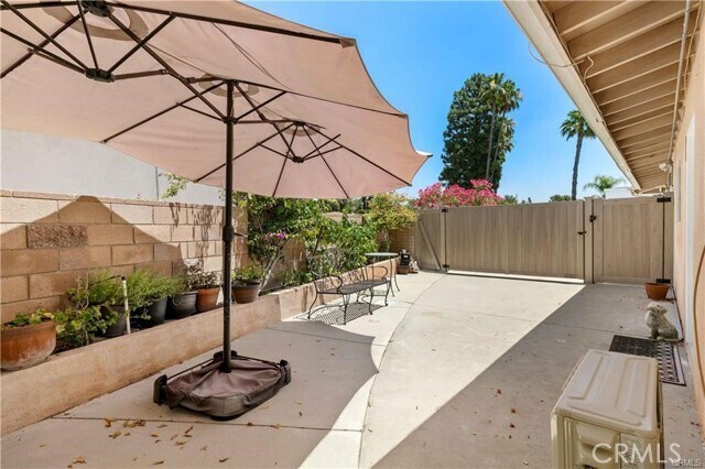 Building Photo - 16577 Knollwood Dr
