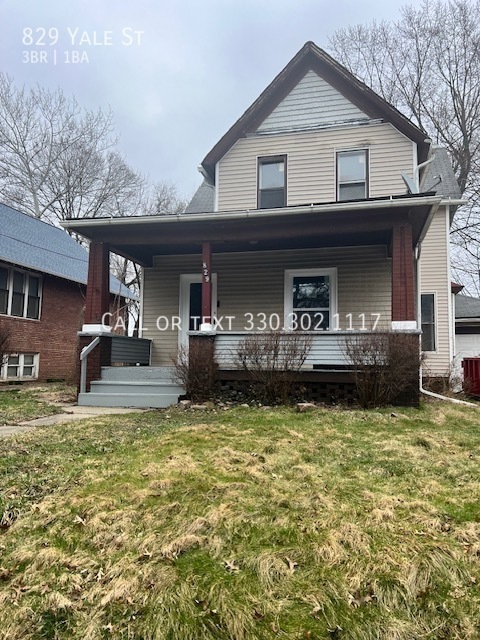 Primary Photo - Three bedroom for rent - Akron OH