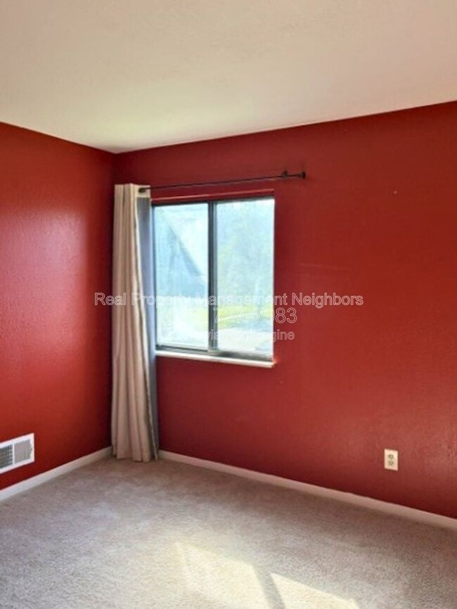 Building Photo - 4326 Norman Dr SE