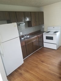 Building Photo - 409 S Home Ave