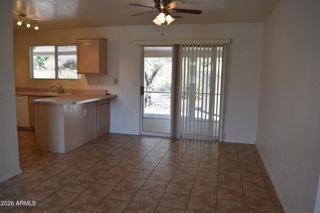 Building Photo - 440 Casner Dr