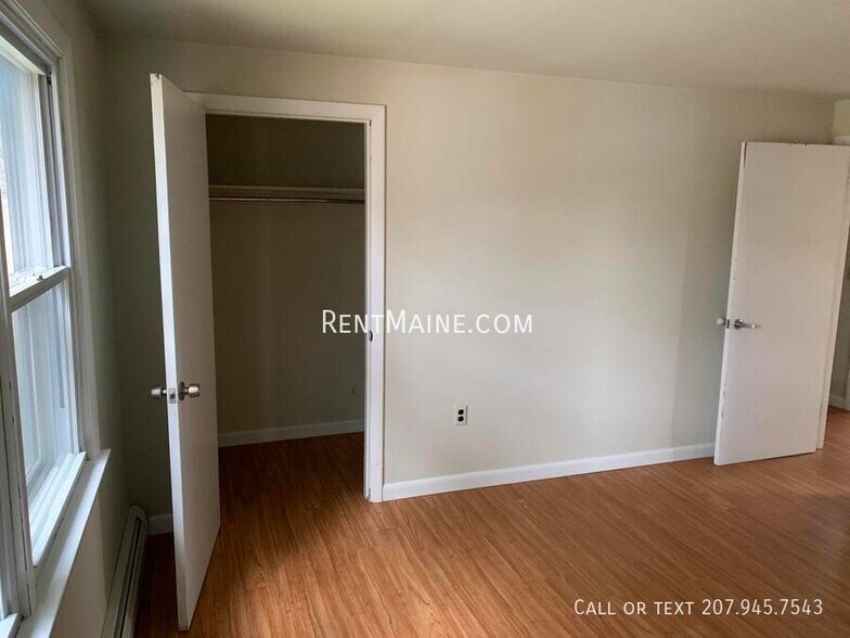 Building Photo - 17 Yale St