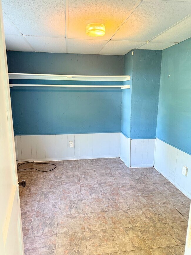 Building Photo - 4301 Tremont St