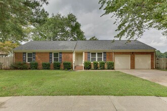 Building Photo - 2637 N Elizabeth Harbor Dr