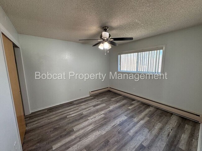 Building Photo - 5229 Silver Sage Dr