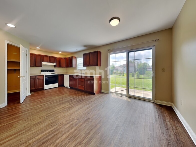 Building Photo - 1811 Sumpter Ct