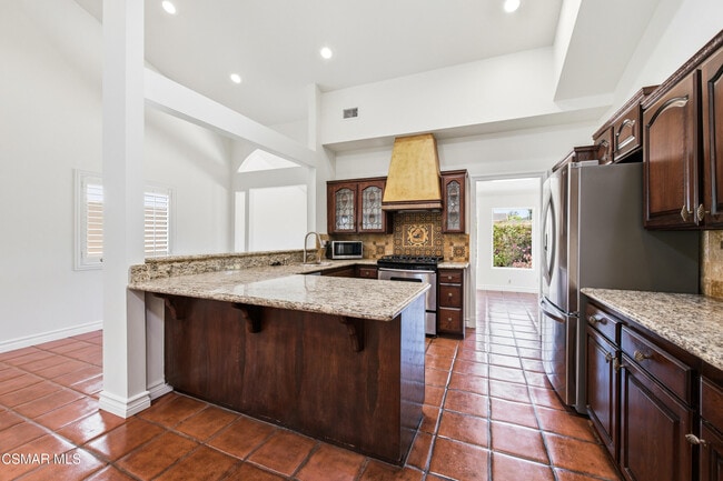 Building Photo - 1090 Elfstone Ct