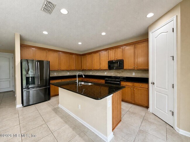 Building Photo - 12070 Wynnfield Lakes Cir