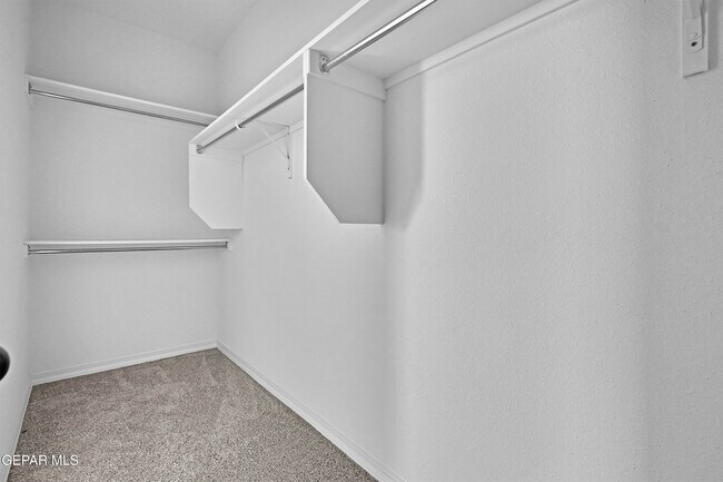 Building Photo - 901 Betton Pl