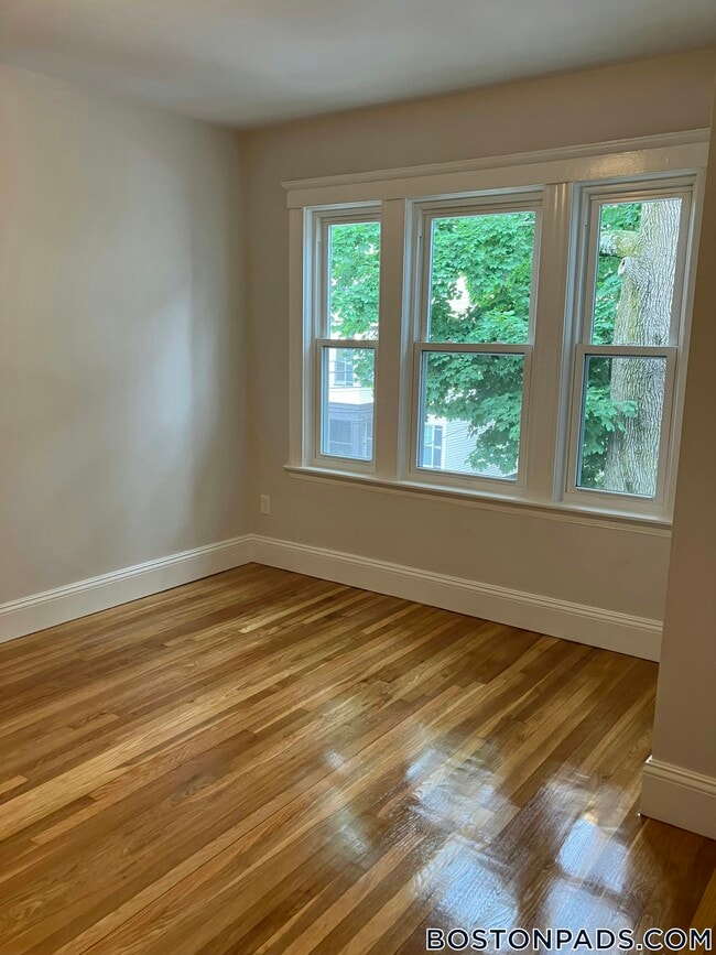 Building Photo - 17 Verrill St