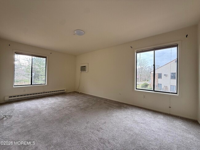 Building Photo - 115 Amberly Dr