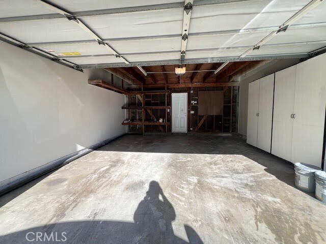 Building Photo - 520 Breezewood Ct