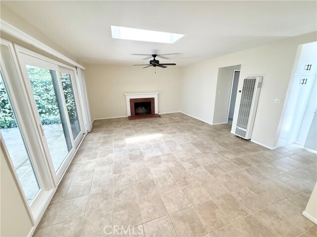 Building Photo - 208 Avenida Monterey