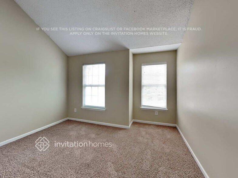 Building Photo - 3260 Timber Ridge