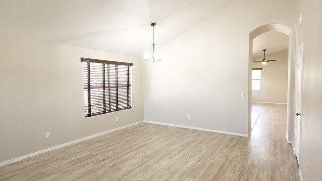 Building Photo - REMODELED 3-BEDROOM BY SAN TAN MALL