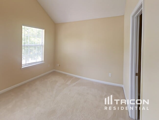 Building Photo - 5853 Sepulveda Ln
