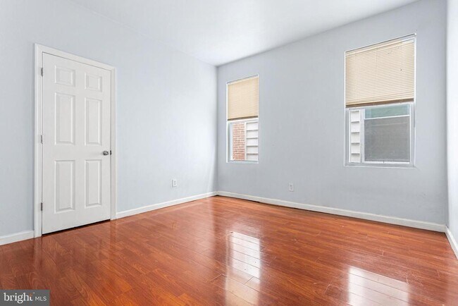 Building Photo - 5446 Walnut St