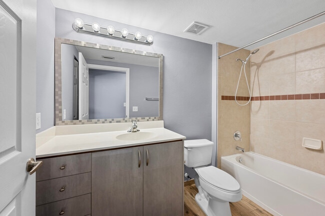 Building Photo - 6410 Emerald Dunes Dr