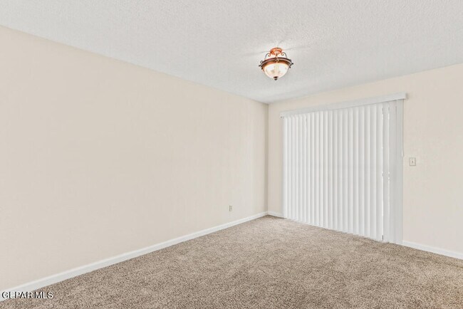 Building Photo - 1861 Sonoma Pl