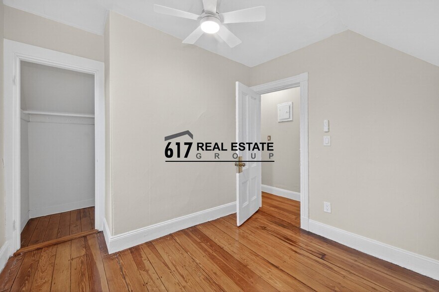 Building Photo - 42 Etna St