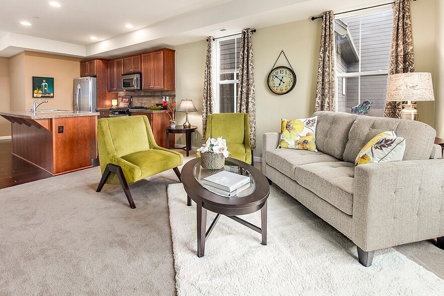 Living + Kitchen - 964 4th Ave NE