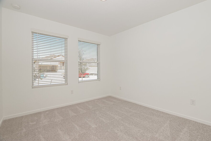 Building Photo - 175 Amy Aly