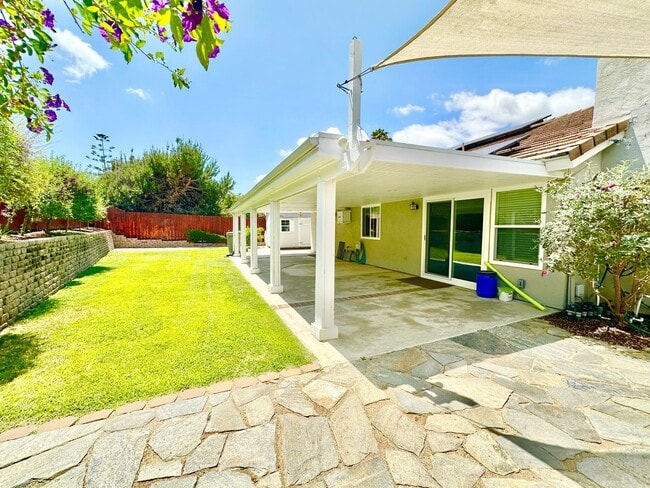 Building Photo - Wonderful Single-Story Home on Spacious Corner Lot with Privately Fenced Yard Space & Attached-Tw...