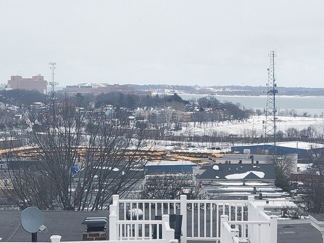 Building Photo - 56 Percival St