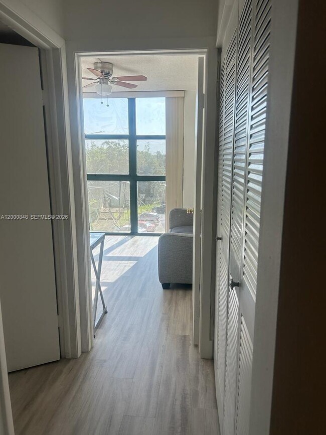 Building Photo - 11790 SW 18th St