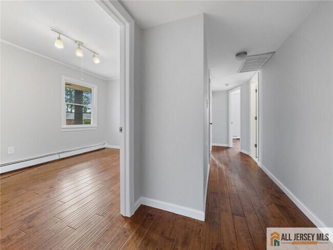 Building Photo - 55 Gurley Rd