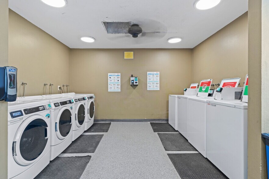 Building Photo - 6030 Rancho Mission Rd