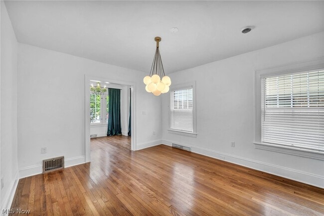 Building Photo - 2135 Coventry Rd