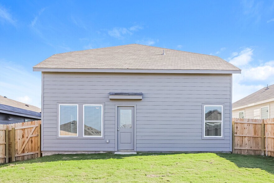 Building Photo - 518 Chevre Rd