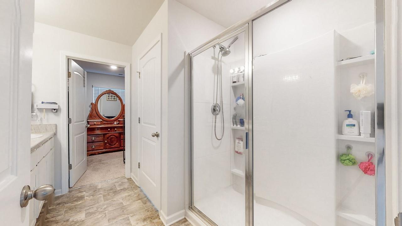 Building Photo - 5059 Hunters Village Dr