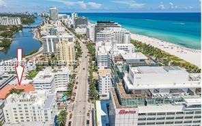 Building Photo - 215 30th St