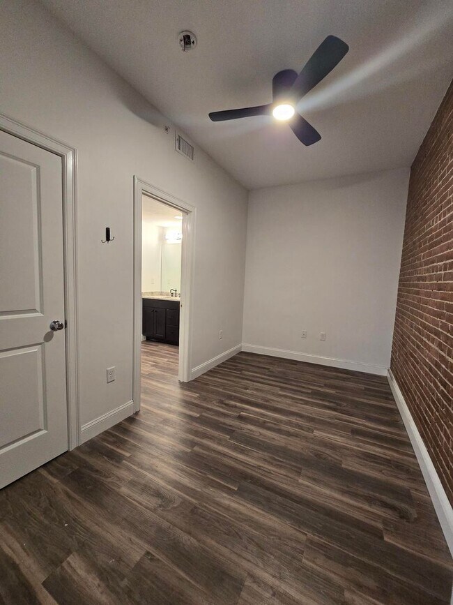 Building Photo - Jenkins Block Whitman LLC