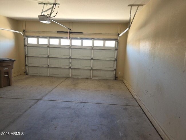 Building Photo - 3571 N 143rd Ln