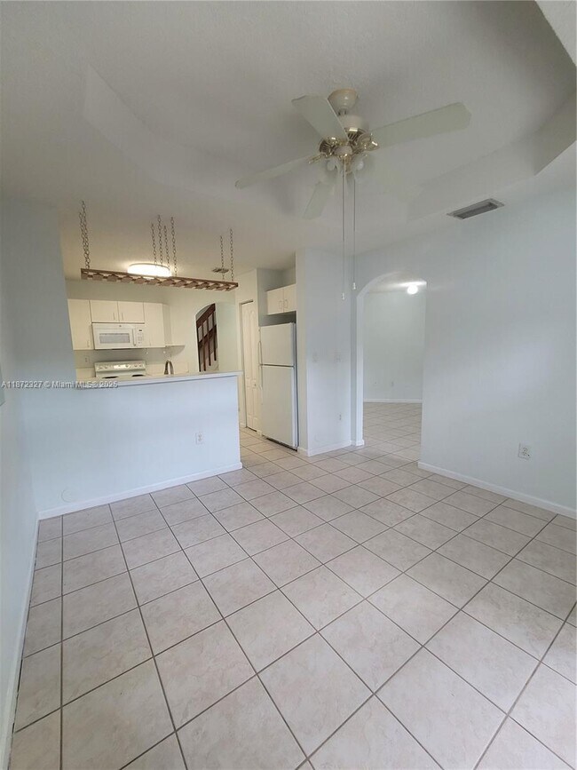 Building Photo - 14385 SW 120th Ct