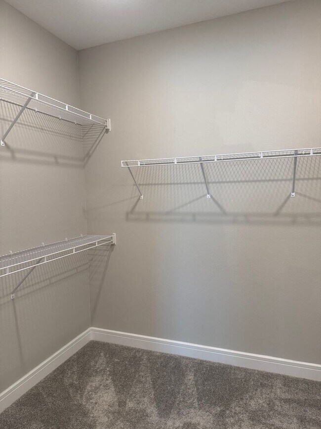 Building Photo - Lakeview Living with Bonus Flex Space & Resort-Style Amenities